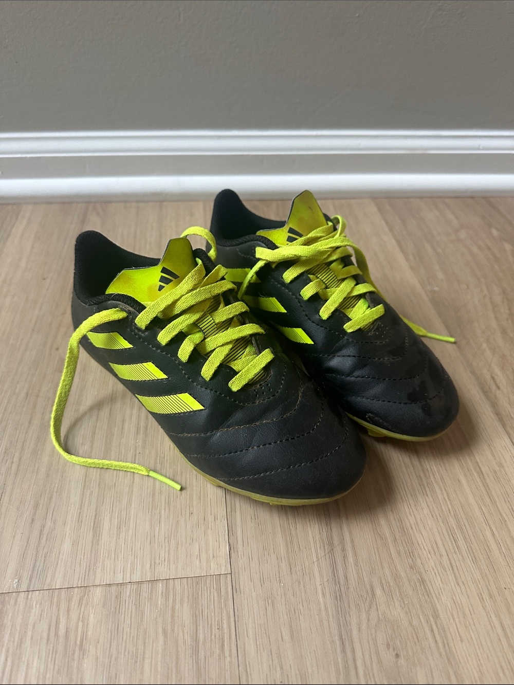 Adidas Kids Black with Neon Yellow Accent Soccer/Baseball Cleats